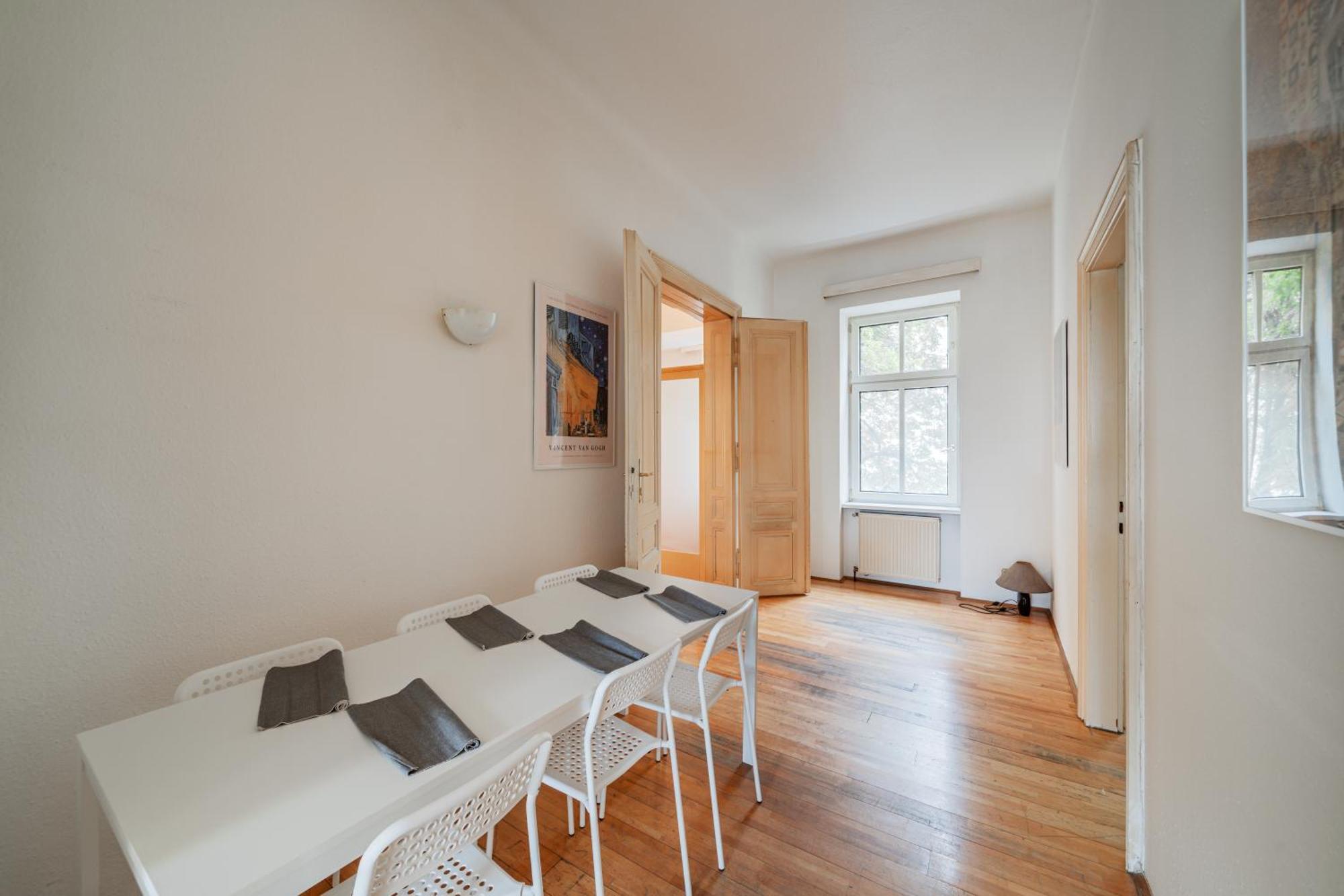 Urban Vienna Living - 18Th District Aparthotel ภายนอก รูปภาพ